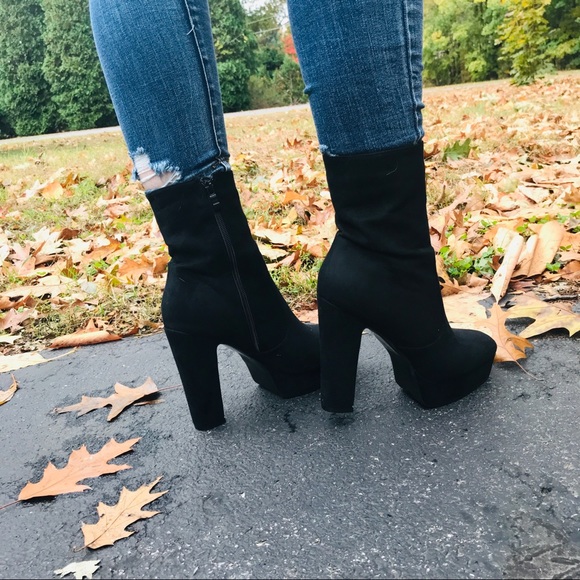 🆕Brooklyn | Black Platform Bootie - Picture 3 of 6